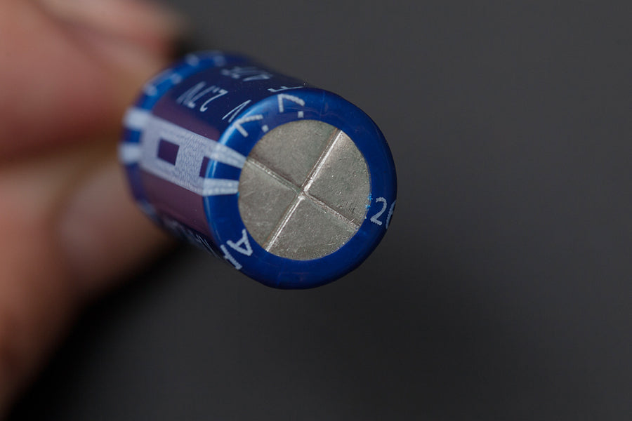 Super Capacitor 4.7F 2.7V