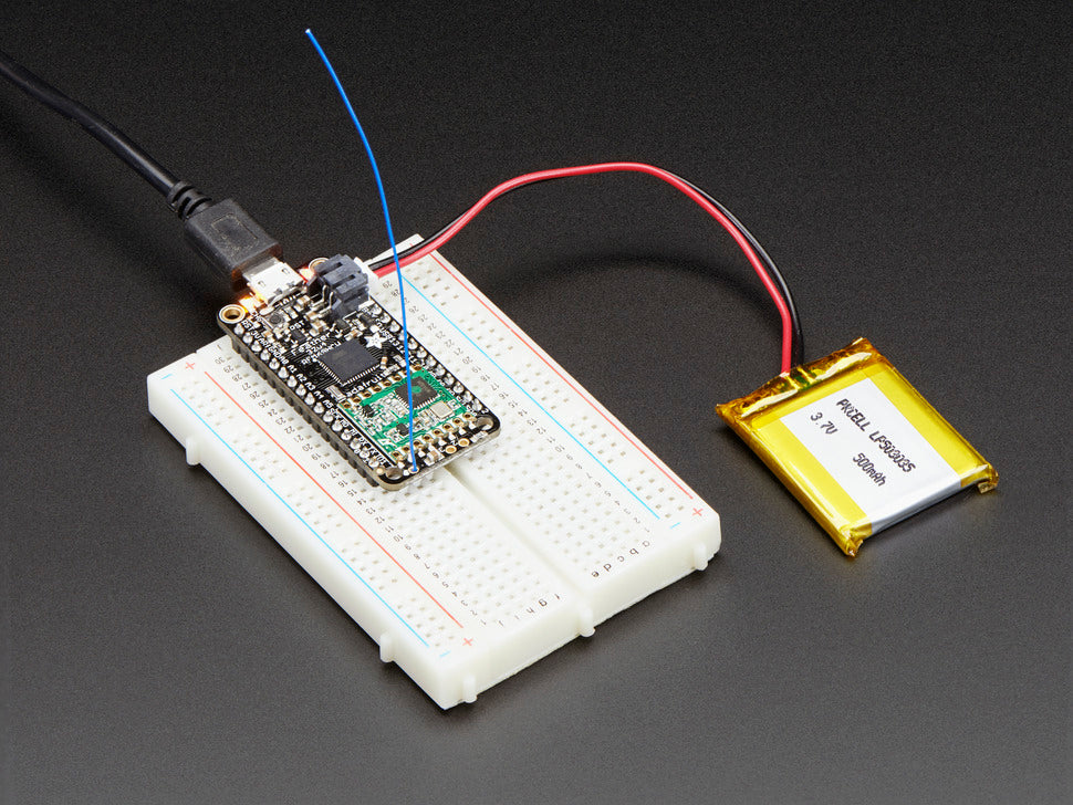 Adafruit Feather 32u4 RFM69HCW Packet Radio 868 or 915 MHz RadioFruit