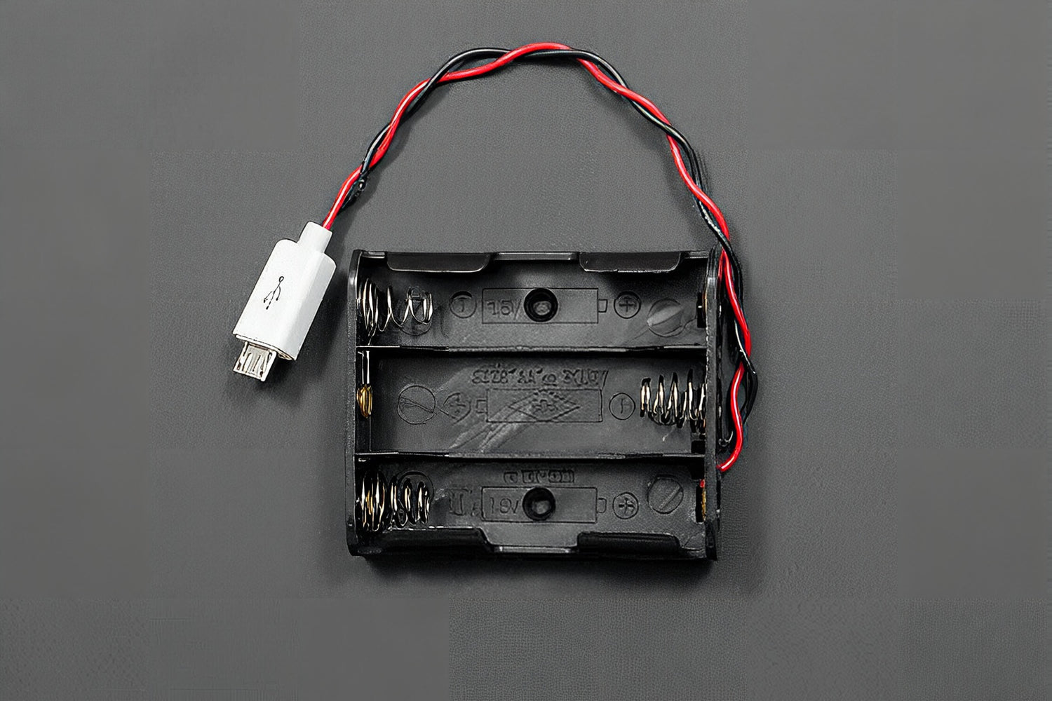 DFRobot 3xAA Battery Holder w/ MicroUSB - FIT0362
