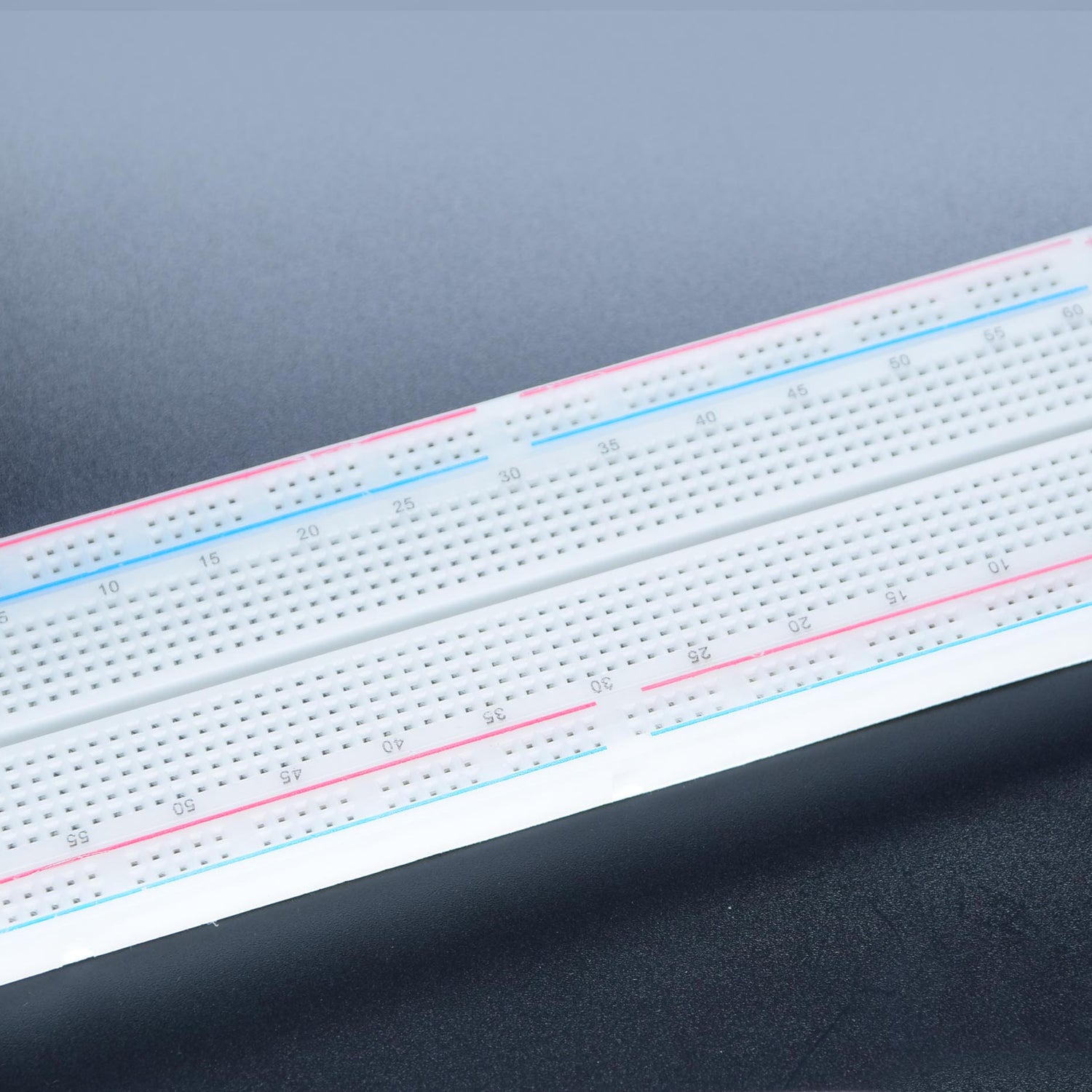 Breadboard MB102 830 Point - circuitrocks