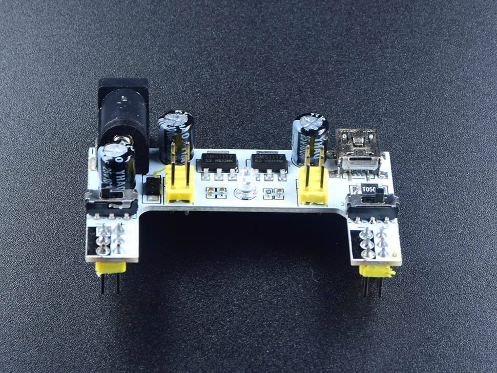 Breadboard Power Supply 3.3V or 5V