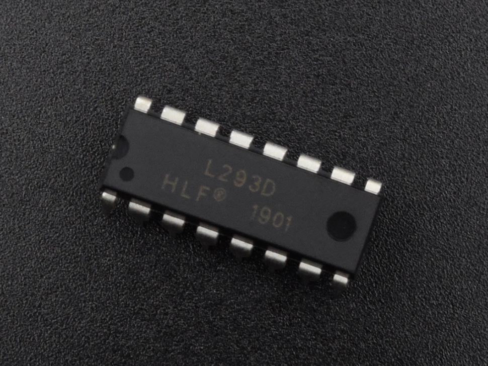 Dual H-Bridge Motor Driver for DC or Steppers 600mA L293D