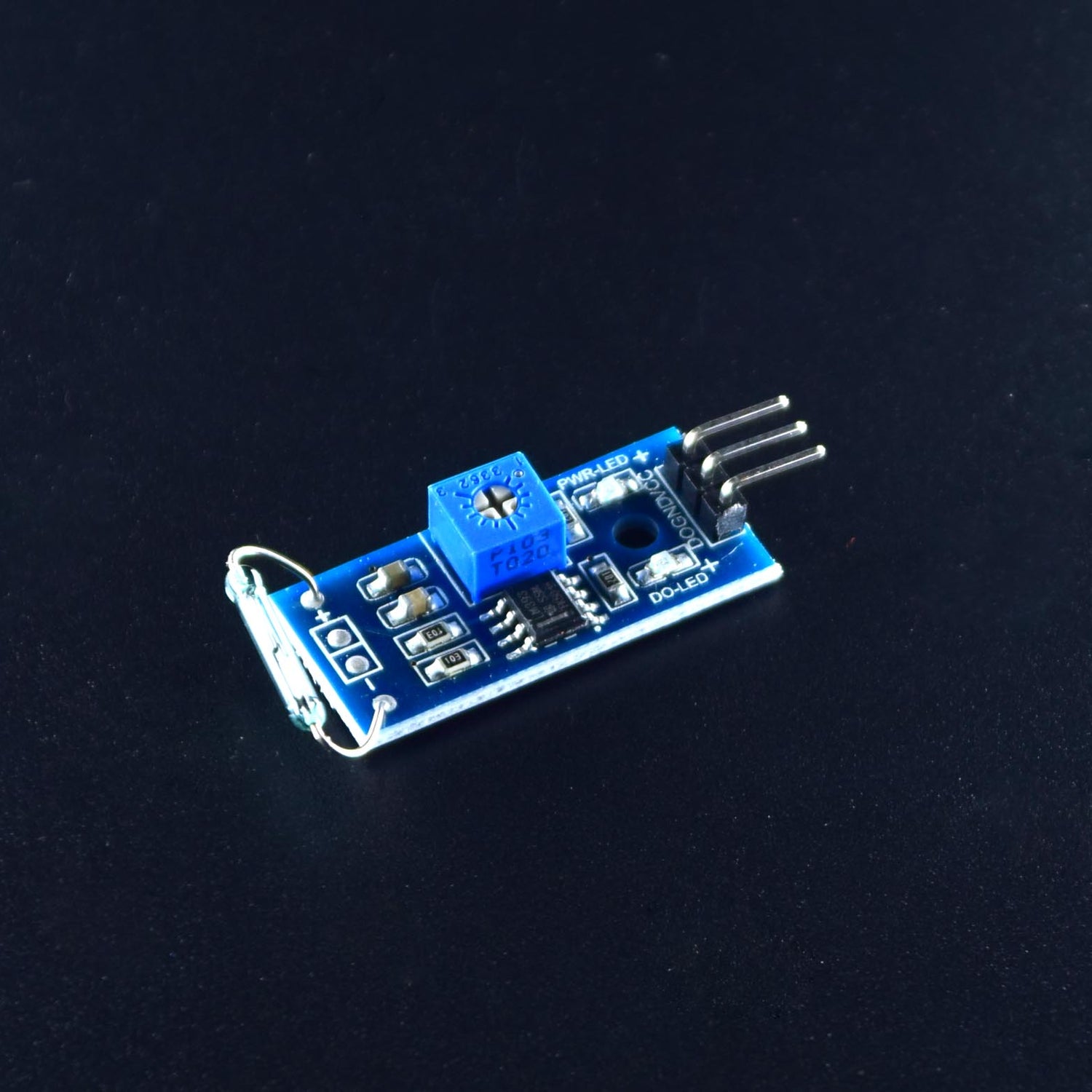 Reed Switch Module - circuitrocks